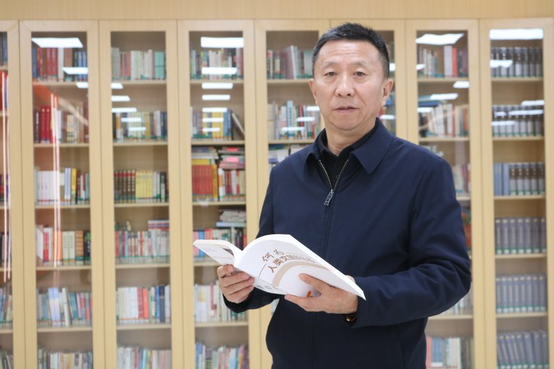 紫荆西校区郑州市巩义市紫荆路137号