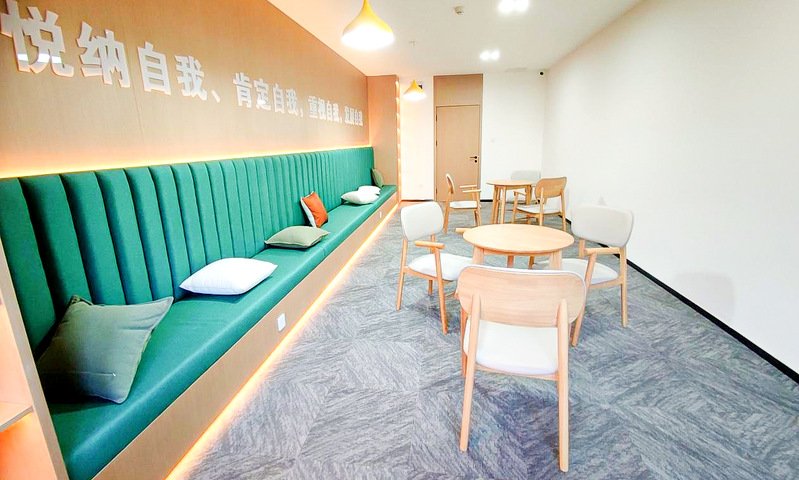 洗衣房 | 校历 | 服务台 | 一