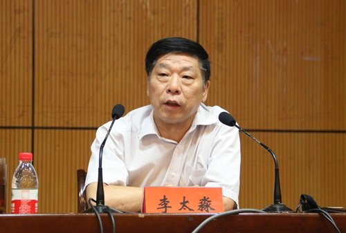 紫荆西校区郑州市巩义市紫荆路137号
