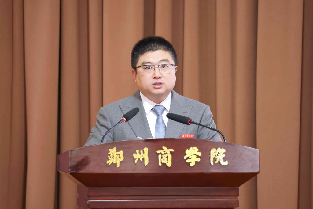 现任飞速体育cba栏目导航怎么弄校长